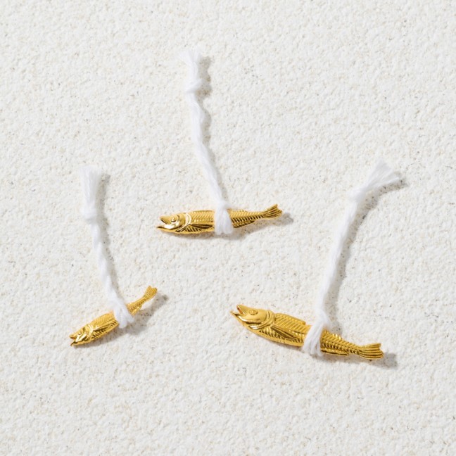 국제표준금거래소 액막이 순금 명태 오브제 1g, 1.875g, 3.75g